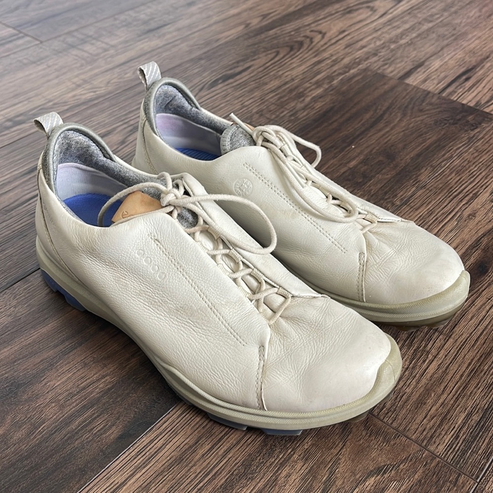 Ecco Hybrid 3 Cream Leather Golf Shoes